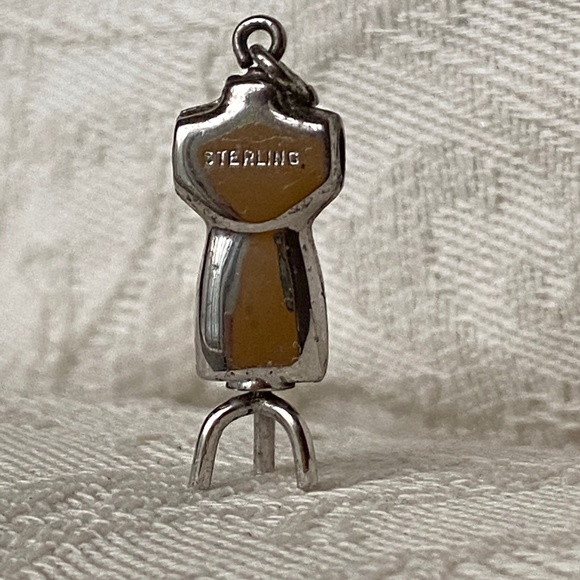 Fashion Designer I Seamstress I Dressmaker Charm - Picture 2 of 16